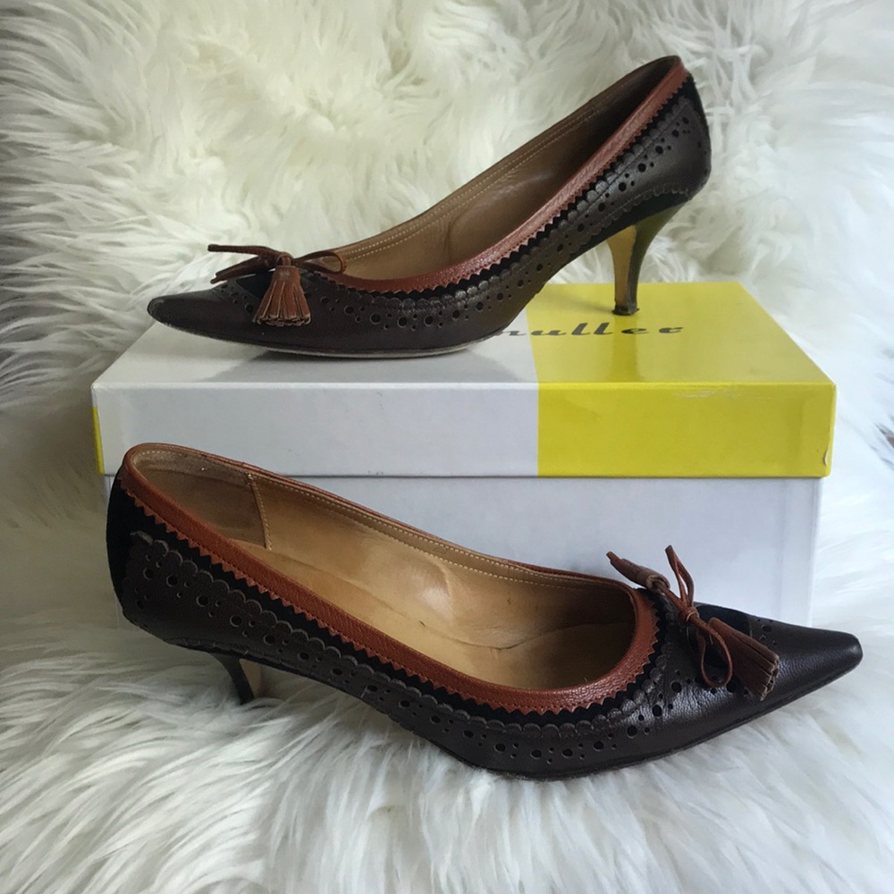 Beautifully Crafted Cameo Pump